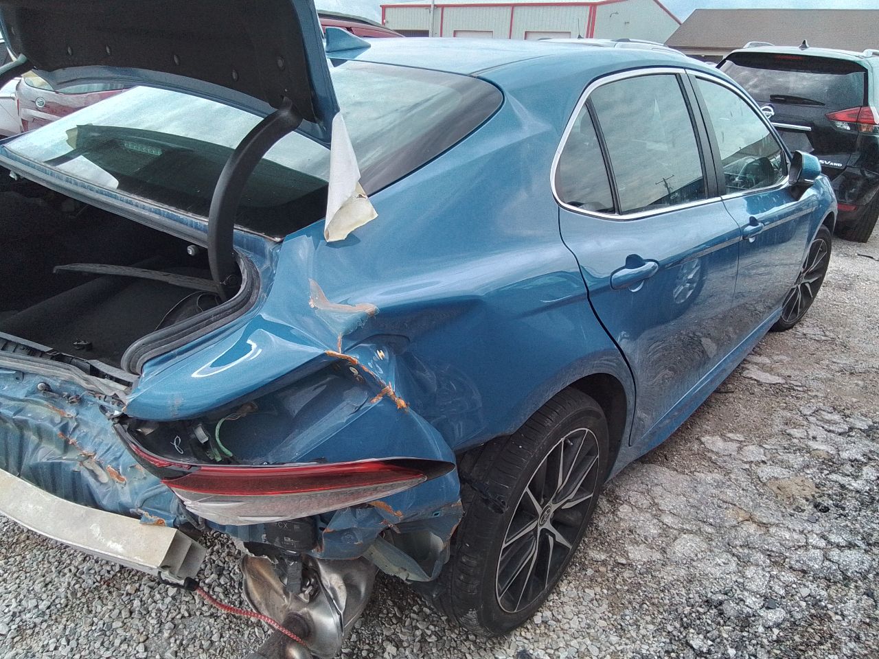 https://f005.backblazeb2.com/file/img-partshotlines-com/Inventory/EX441/Vehicle/247151_03.jpg