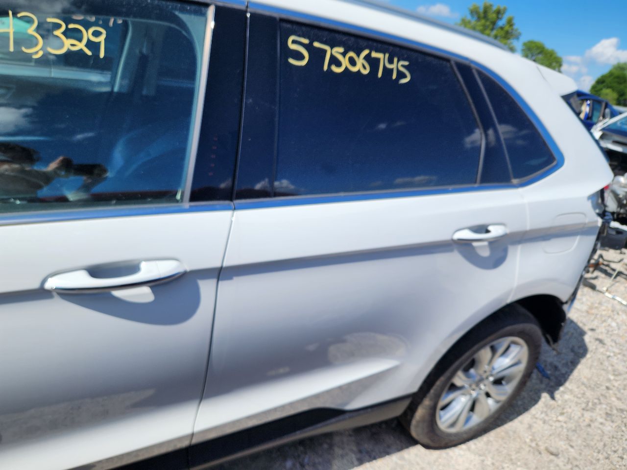 https://f005.backblazeb2.com/file/img-partshotlines-com/Inventory/EX441/Vehicle/247197_10.jpg