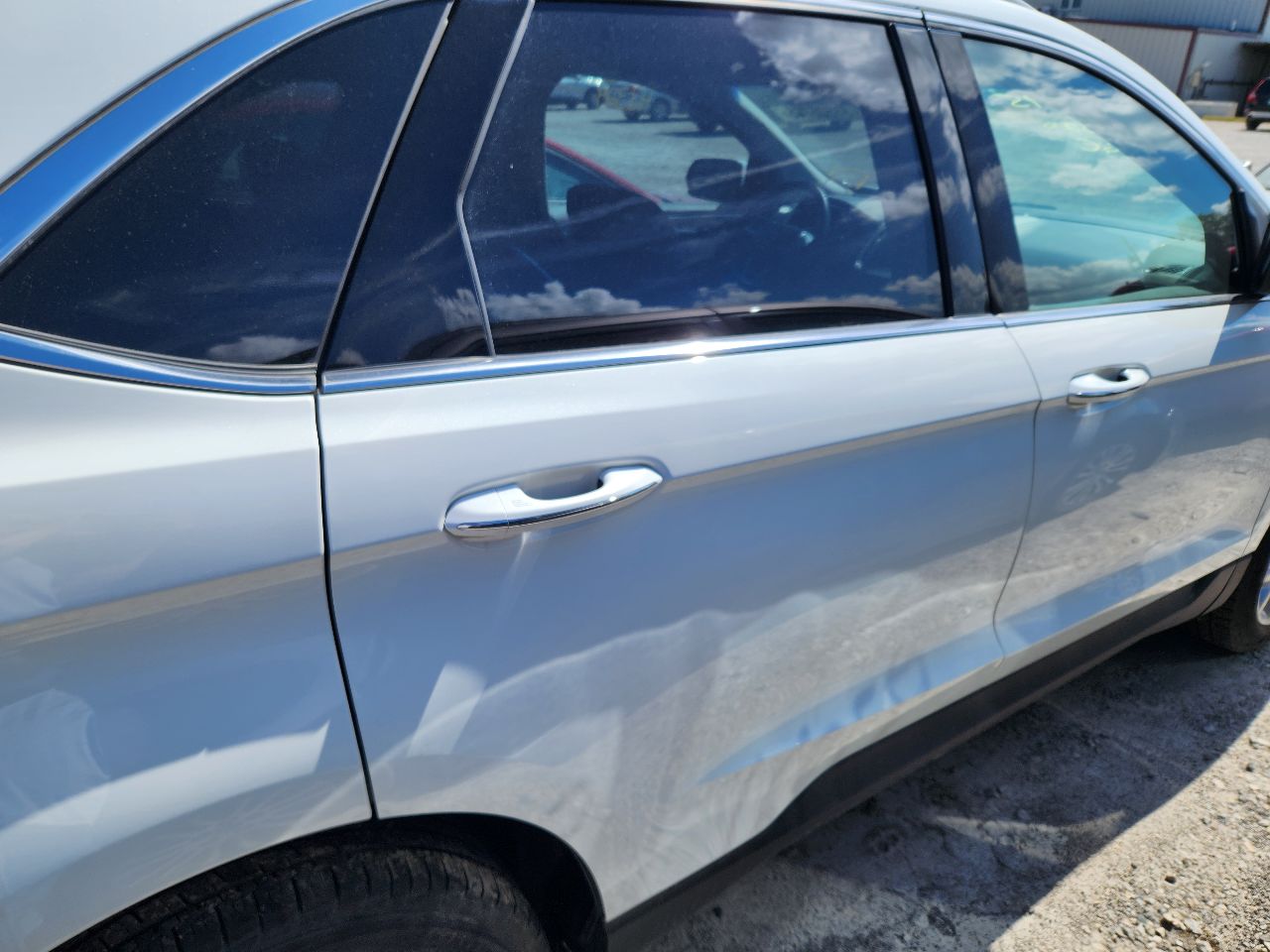 https://f005.backblazeb2.com/file/img-partshotlines-com/Inventory/EX441/Vehicle/247197_11.jpg