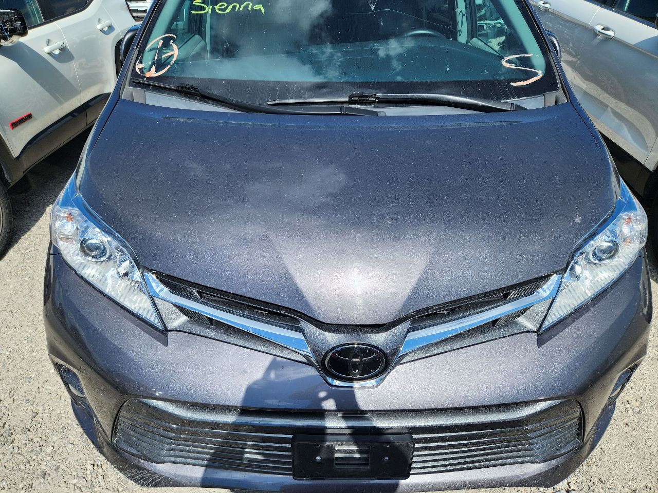 Vehicle/247200_07.jpg