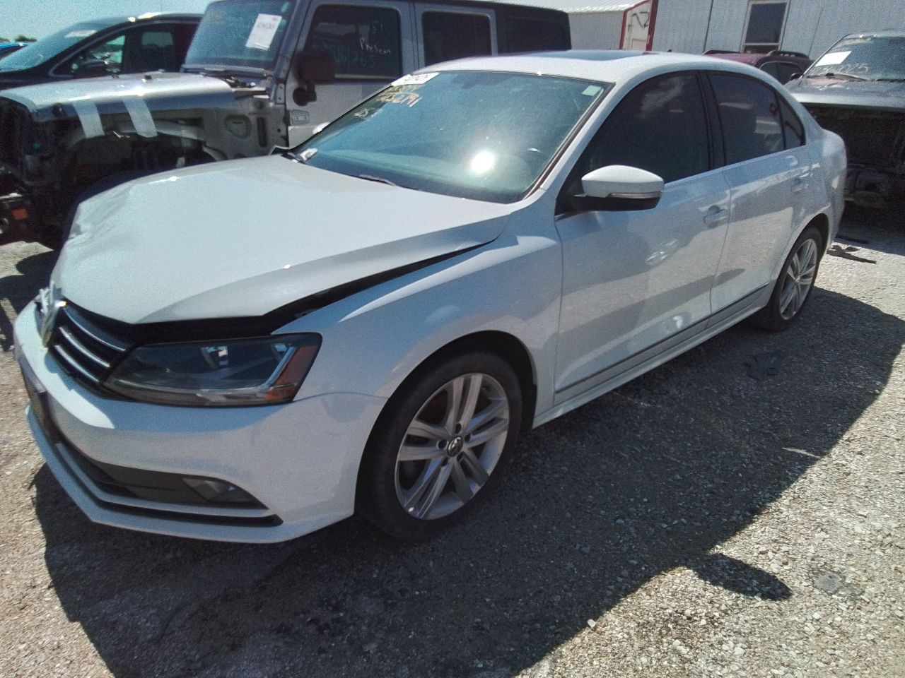 Vehicle/247213_01.jpg