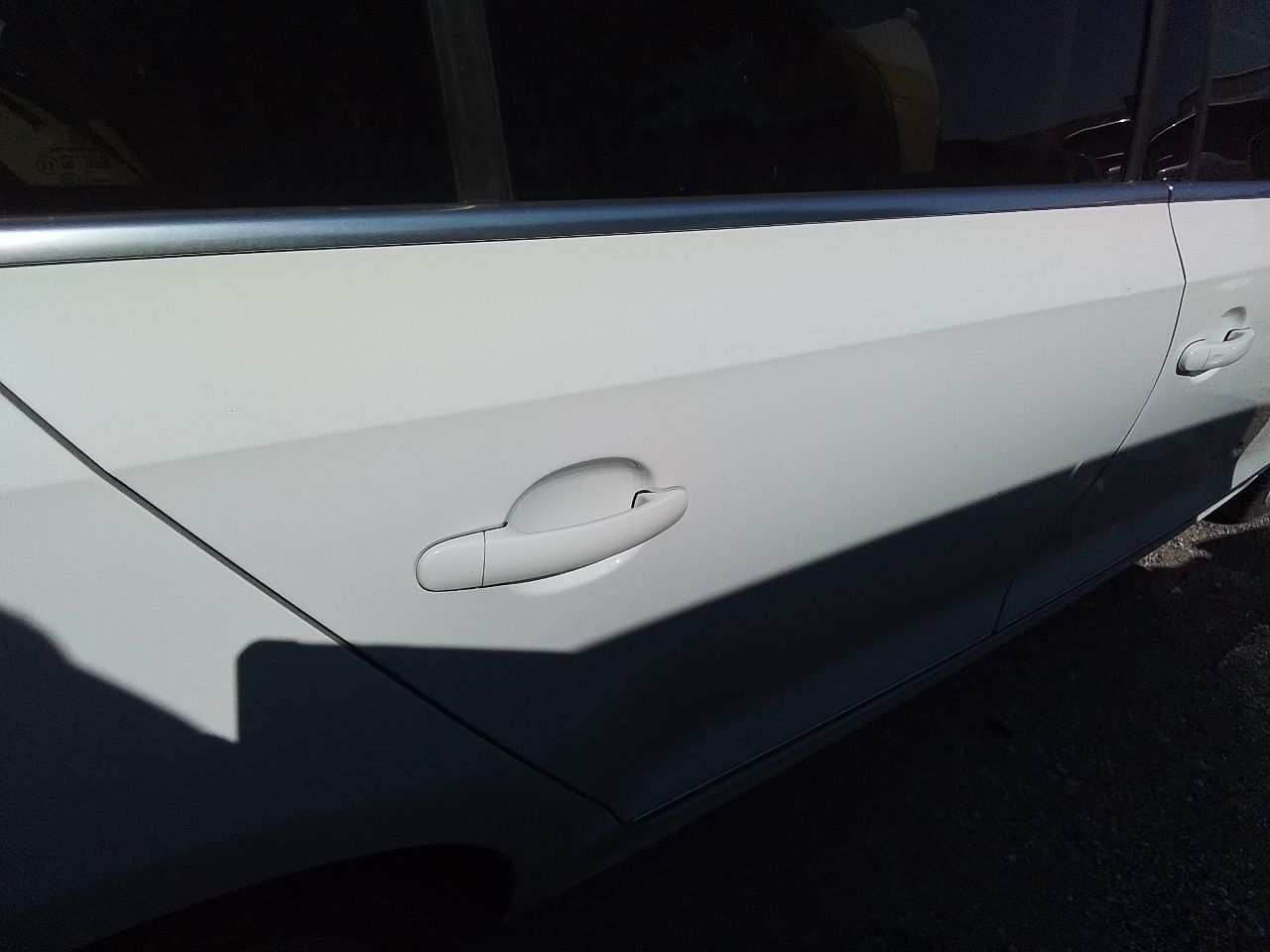 Vehicle/247213_10.jpg