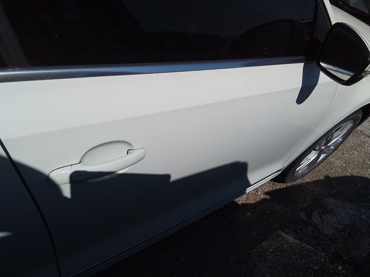 Vehicle/247213_11.jpg