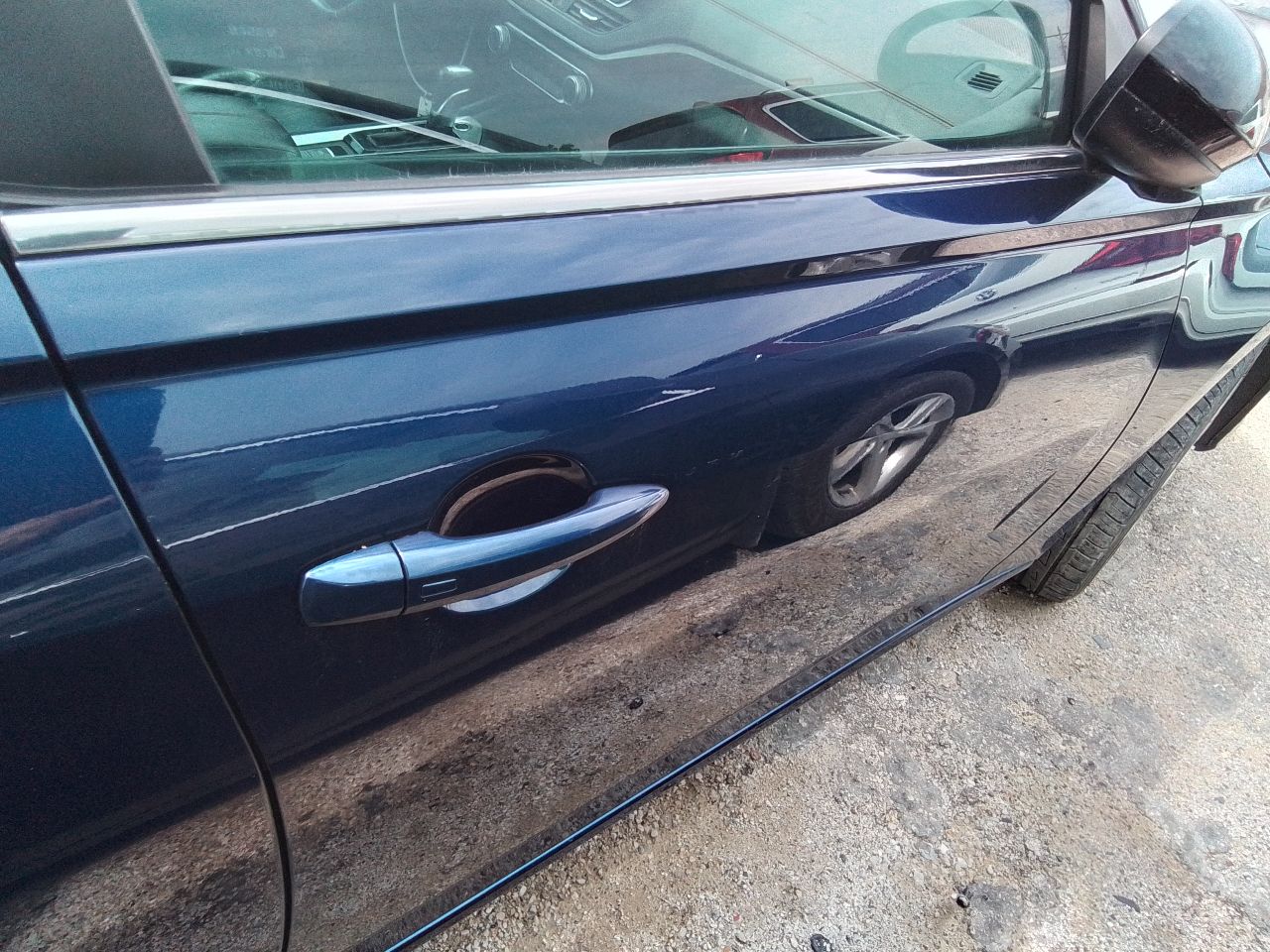 Vehicle/247214_11.jpg