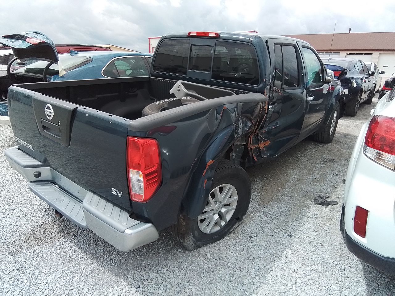 https://f005.backblazeb2.com/file/img-partshotlines-com/Inventory/EX441/Vehicle/247218_03.jpg