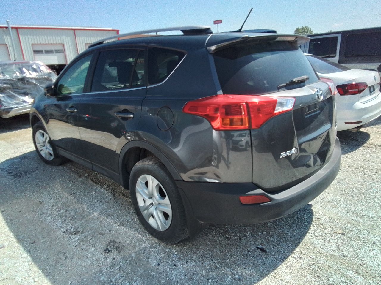 https://f005.backblazeb2.com/file/img-partshotlines-com/Inventory/EX441/Vehicle/247226_02.jpg
