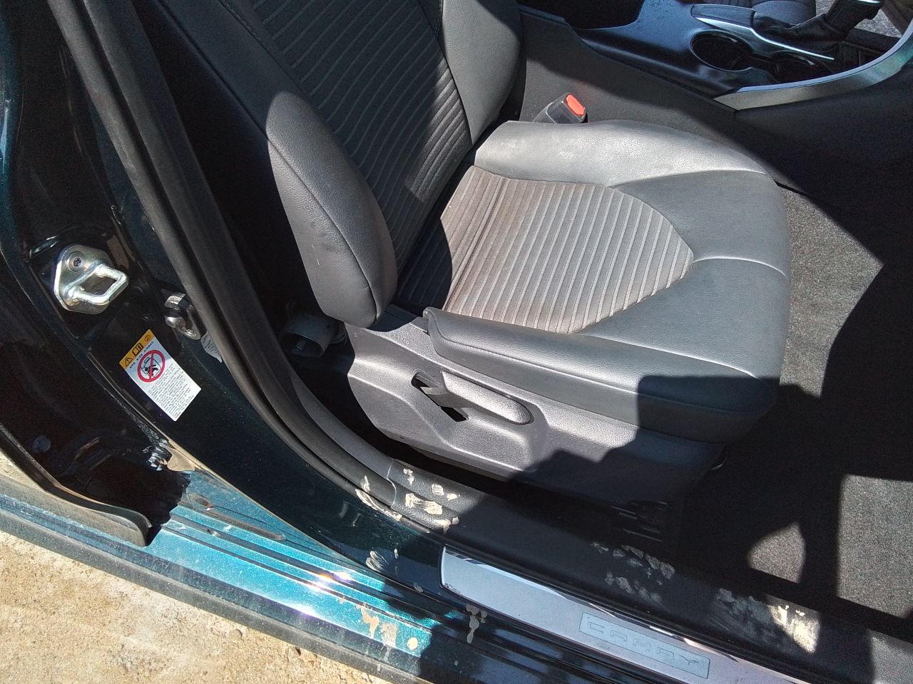 https://f005.backblazeb2.com/file/img-partshotlines-com/Inventory/EX441/Vehicle/247231_12.jpg