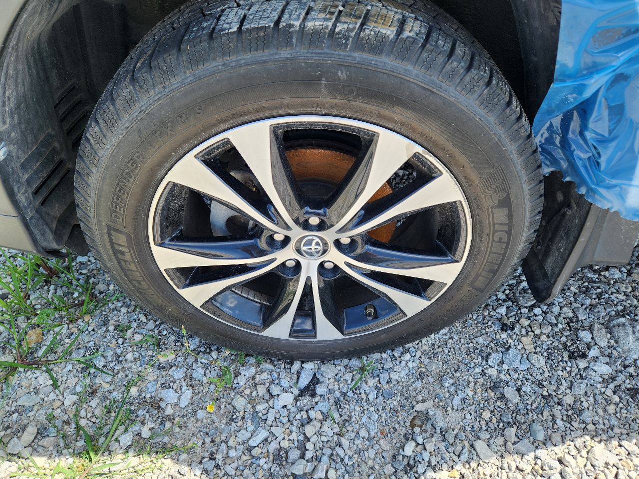 https://f005.backblazeb2.com/file/img-partshotlines-com/Inventory/EX441/Vehicle/247237_06.jpg