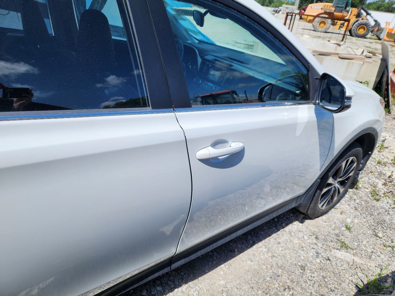 https://f005.backblazeb2.com/file/img-partshotlines-com/Inventory/EX441/Vehicle/247237_12.jpg