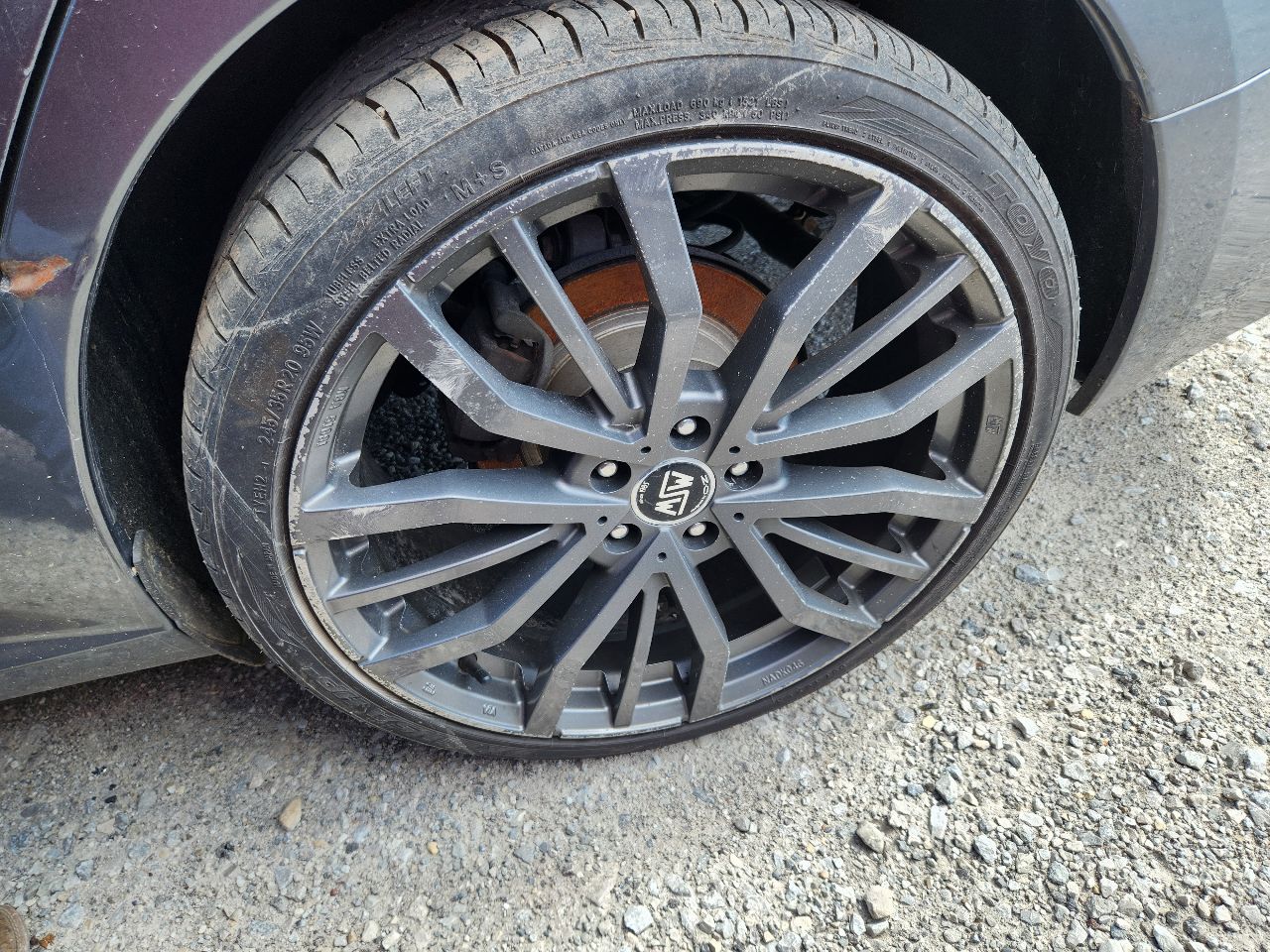 Vehicle/247238_06.jpg
