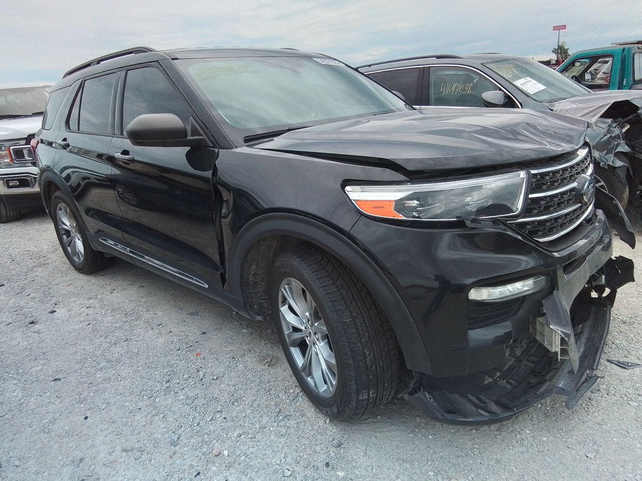 Vehicle/247269_04.jpg