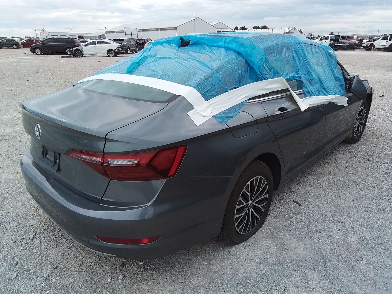Vehicle/247298_03.jpg
