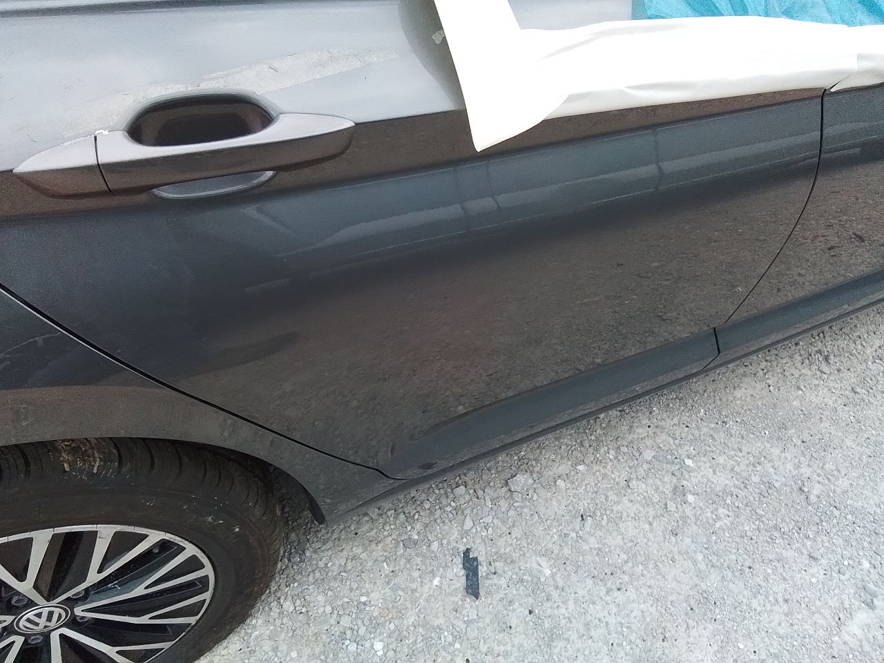 Vehicle/247298_08.jpg