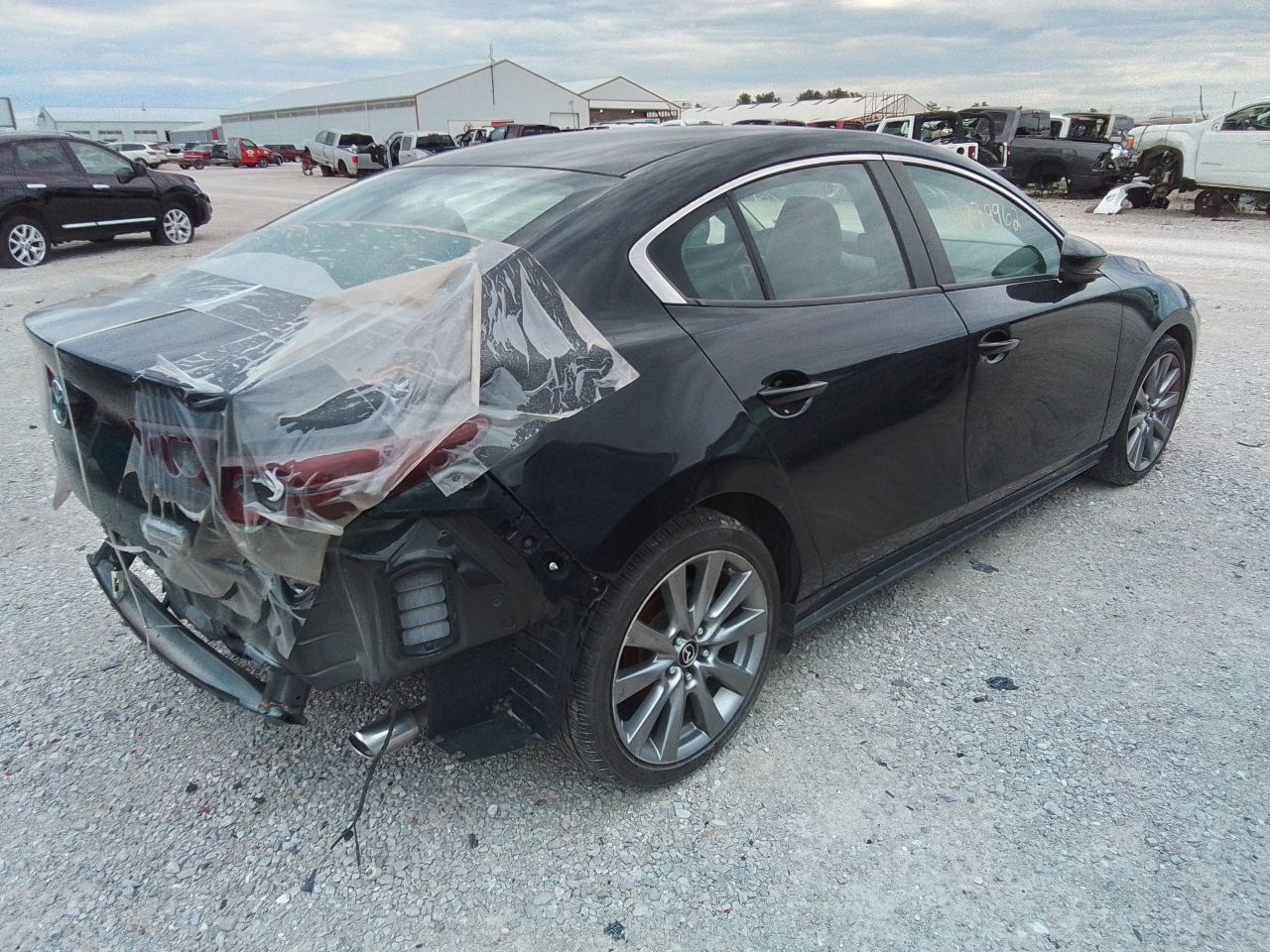 https://f005.backblazeb2.com/file/img-partshotlines-com/Inventory/EX441/Vehicle/247315_03.jpg