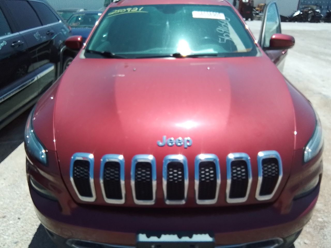Vehicle/247329_08.jpg