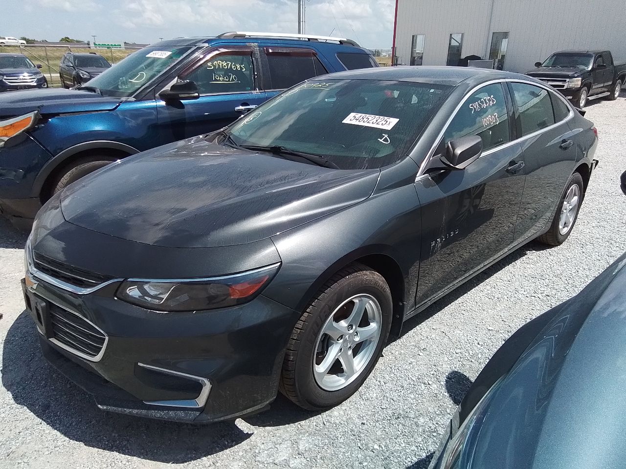 https://f005.backblazeb2.com/file/img-partshotlines-com/Inventory/EX441/Vehicle/247339_01.jpg