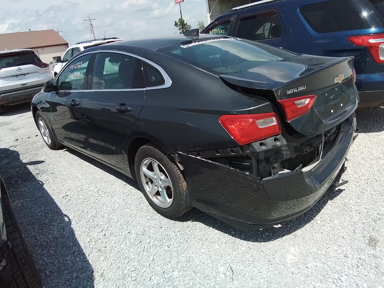 https://f005.backblazeb2.com/file/img-partshotlines-com/Inventory/EX441/Vehicle/247339_02.jpg