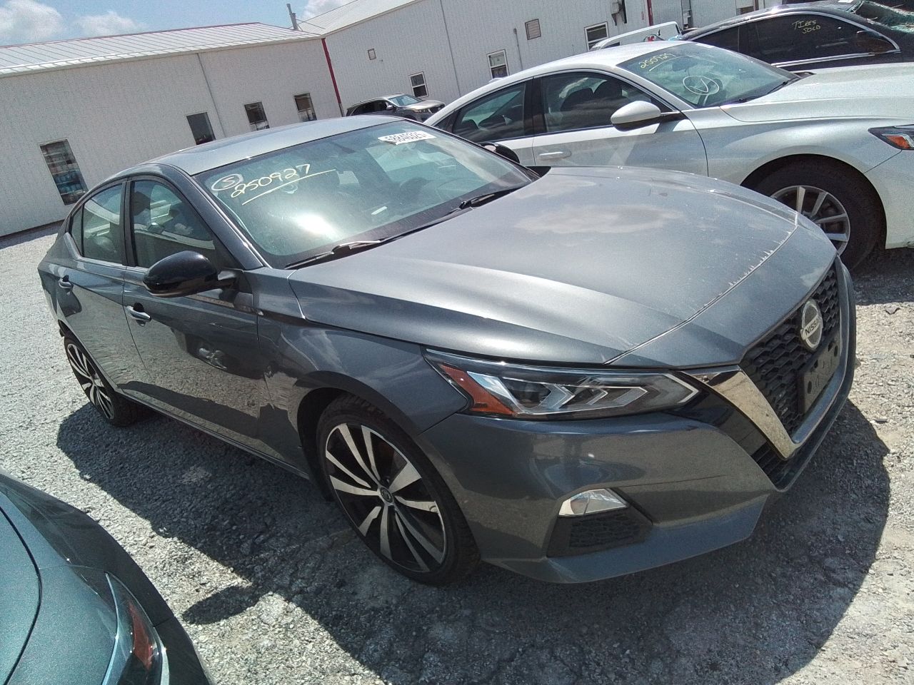 Vehicle/247341_04.jpg
