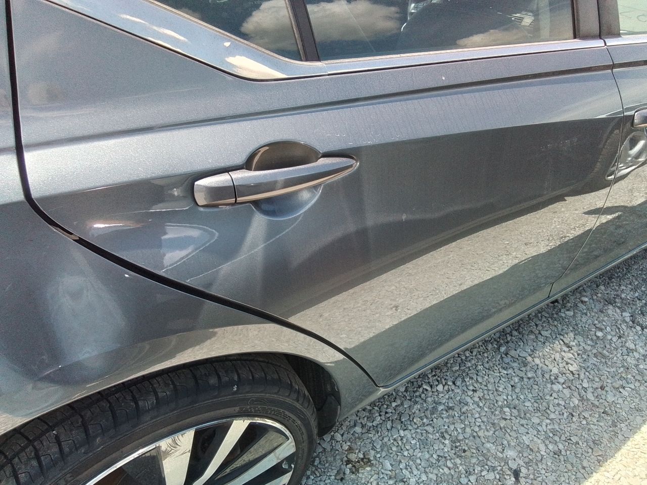 Vehicle/247341_11.jpg