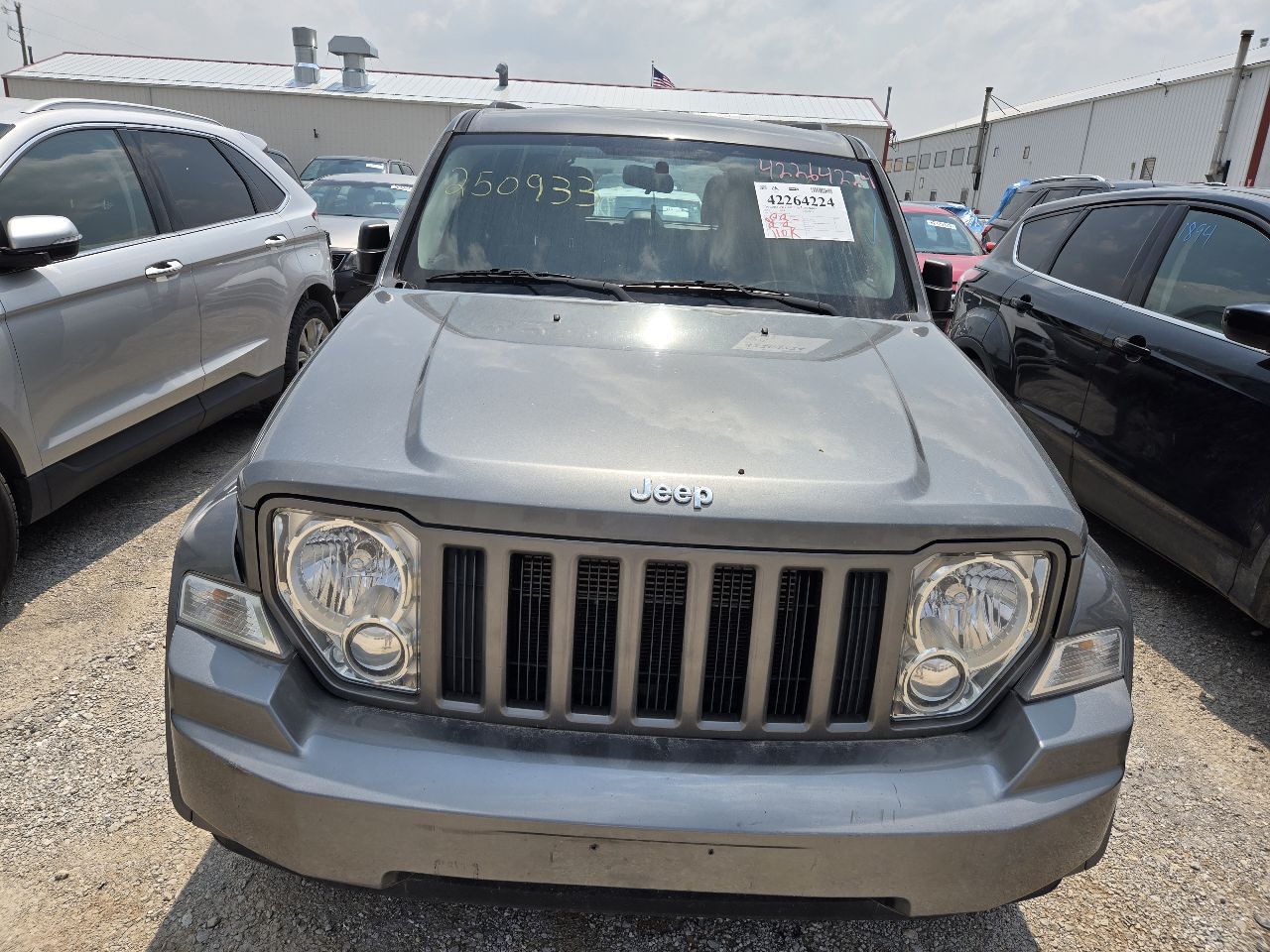 Vehicle/247353_06.jpg
