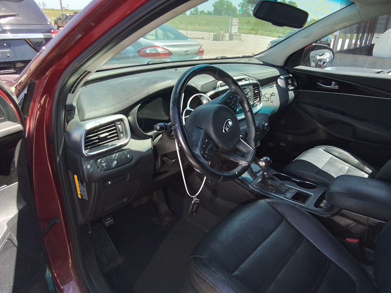 https://f005.backblazeb2.com/file/img-partshotlines-com/Inventory/EX441/Vehicle/247381_12.jpg
