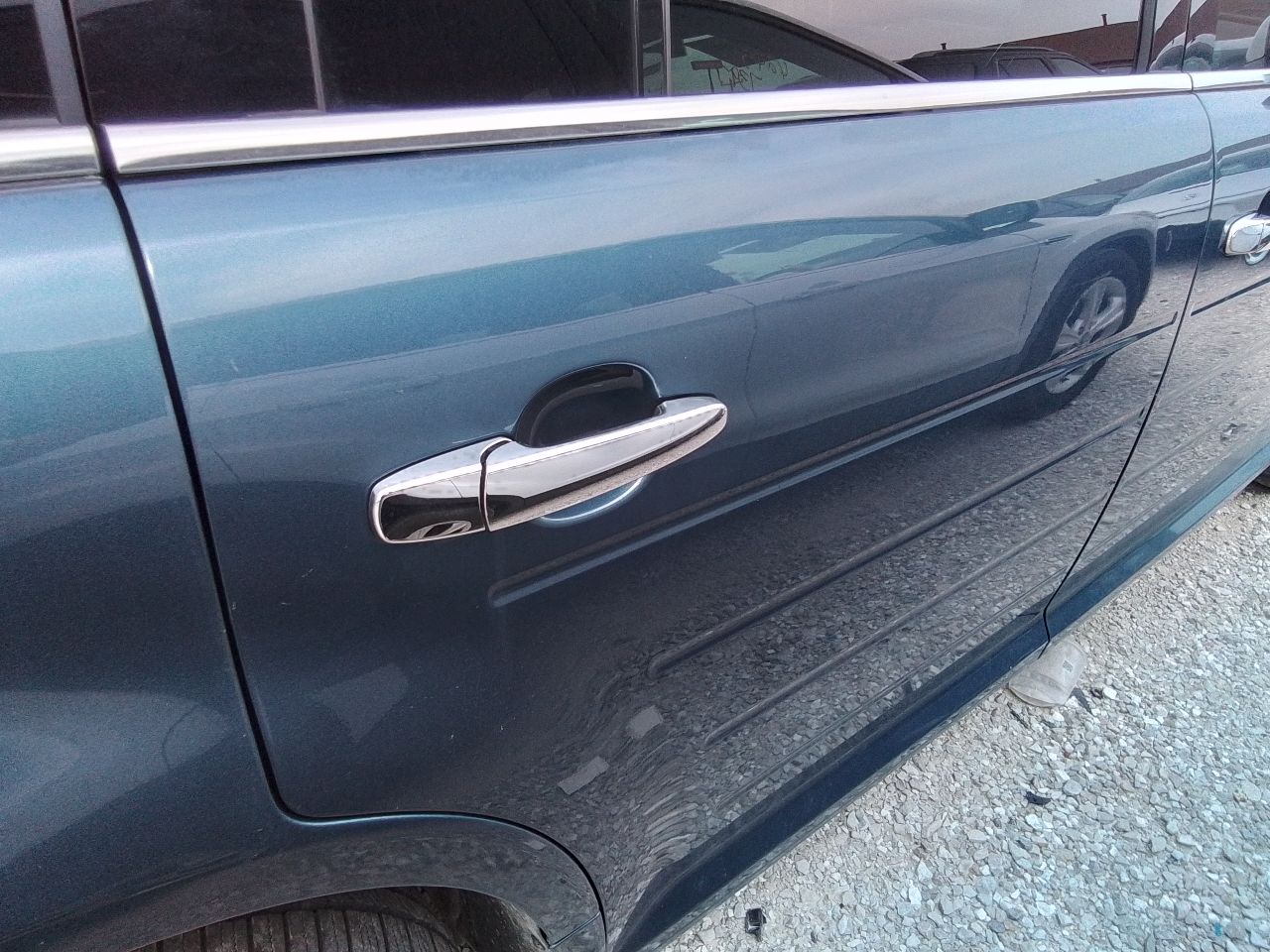 https://f005.backblazeb2.com/file/img-partshotlines-com/Inventory/EX441/Vehicle/247399_09.jpg