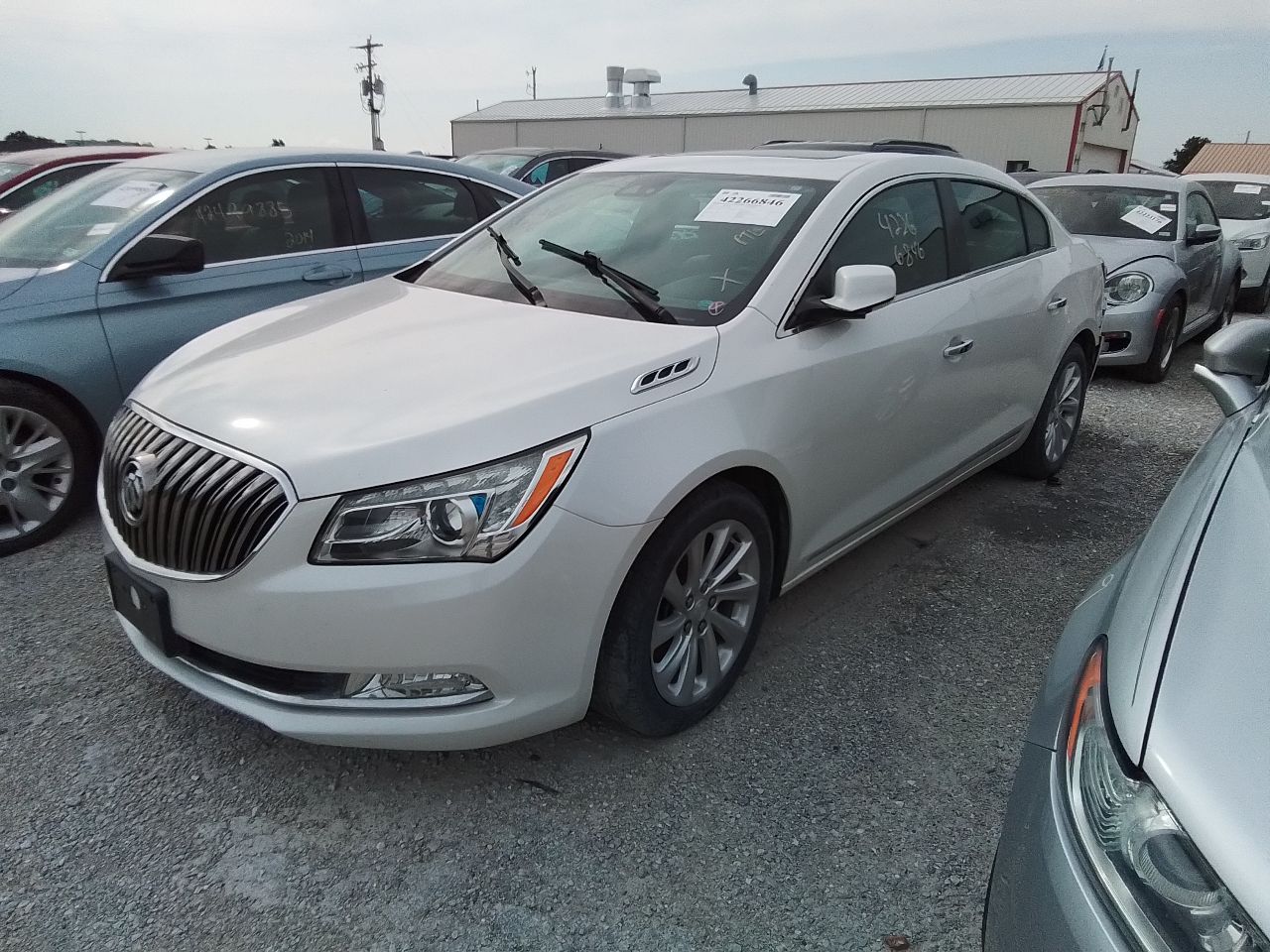 Vehicle/247401_01.jpg