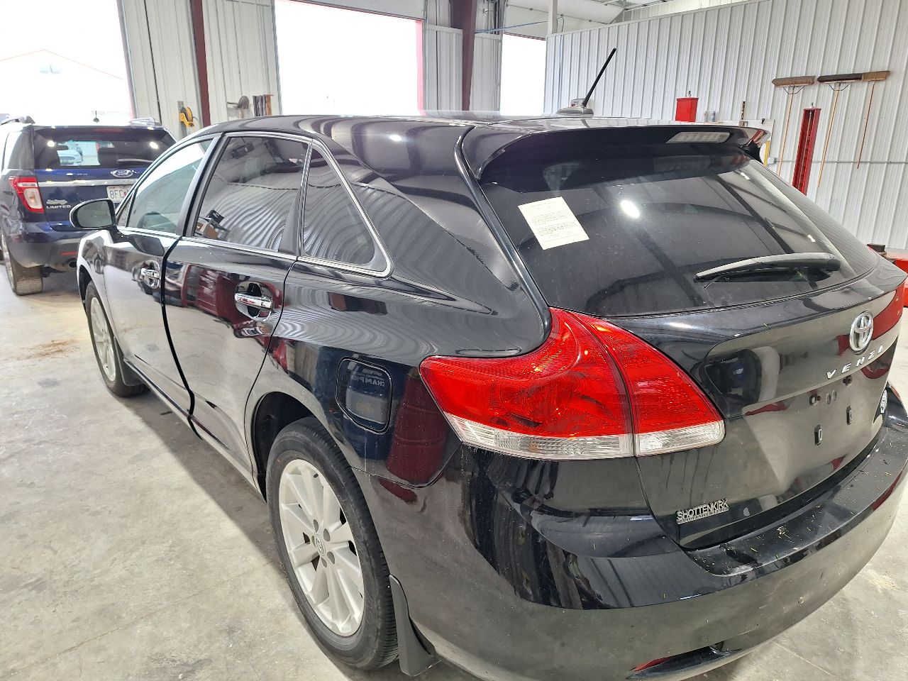 Vehicle/247416_02.jpg
