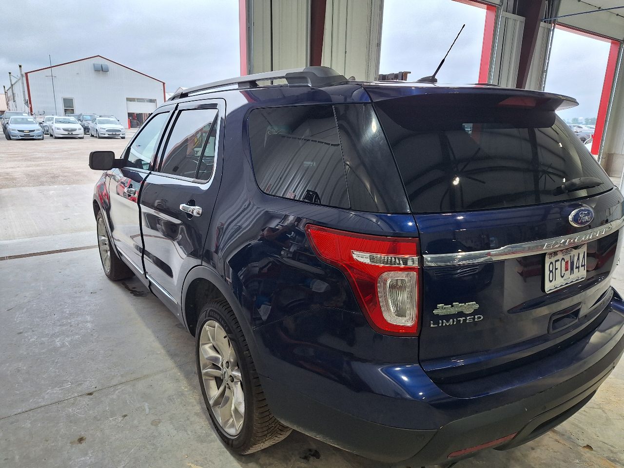 Vehicle/247444_02.jpg