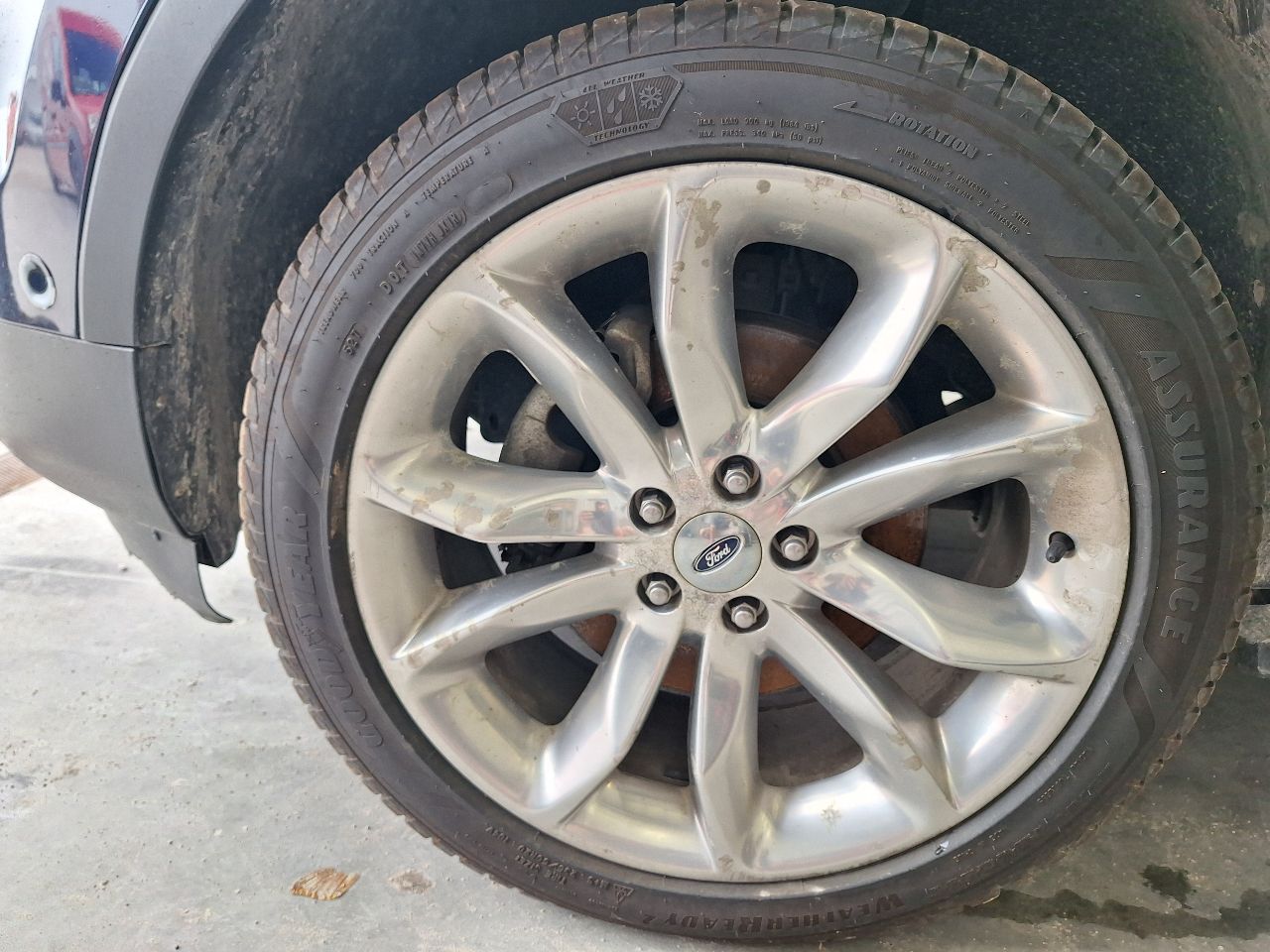 Vehicle/247444_05.jpg