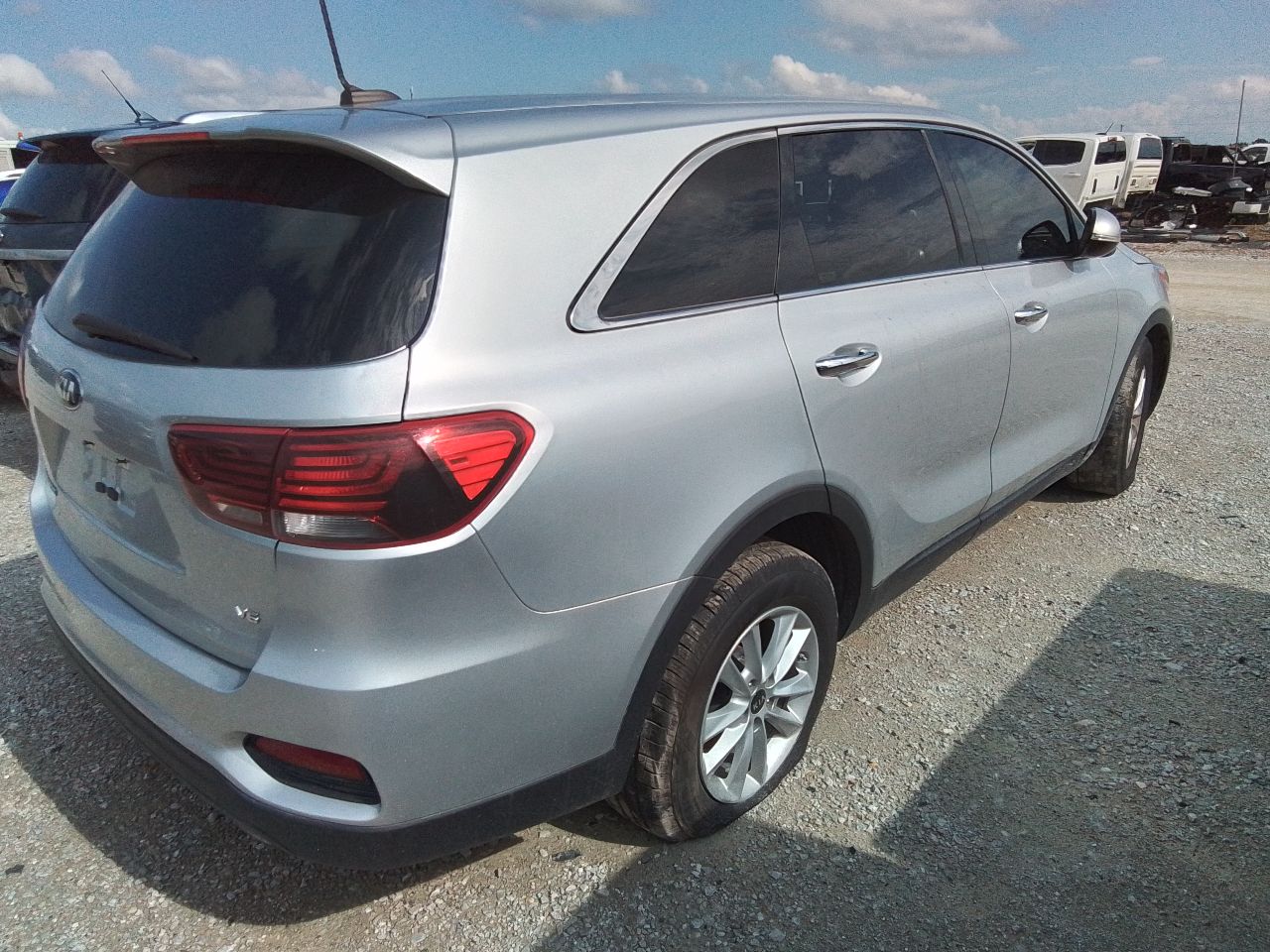 Vehicle/247447_03.jpg