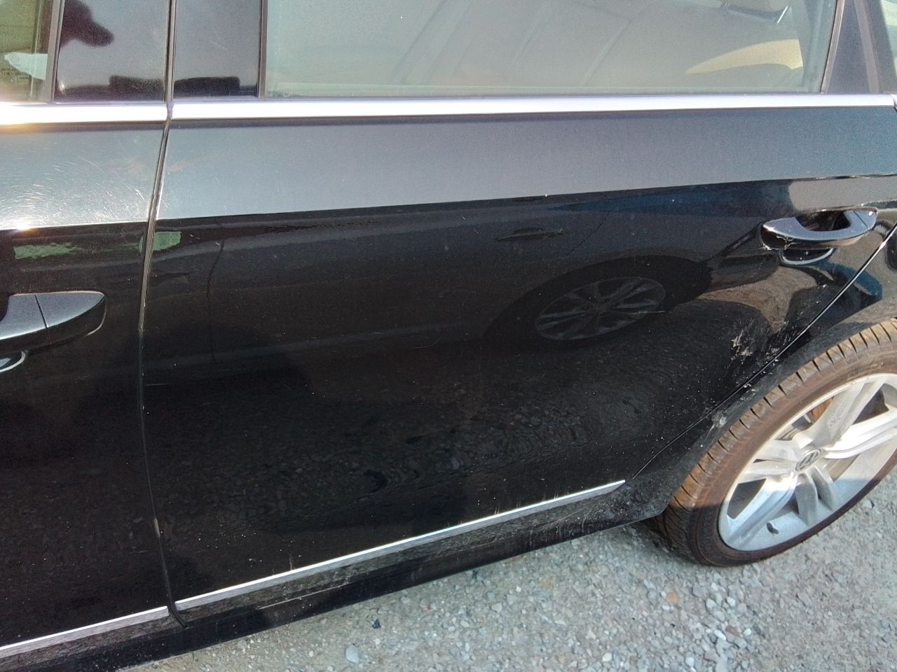 Vehicle/247464_09.jpg