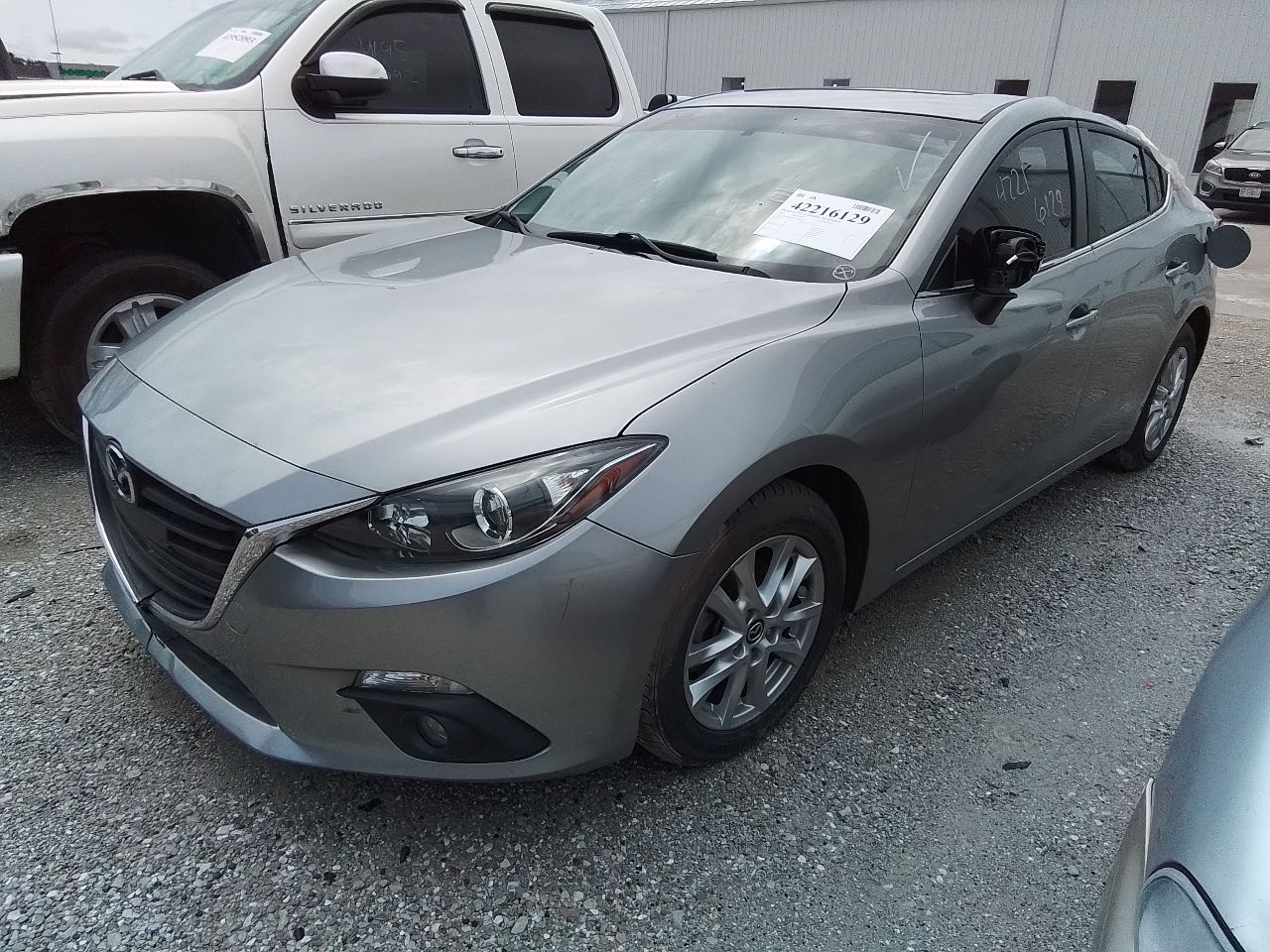 Vehicle/247493_01.jpg