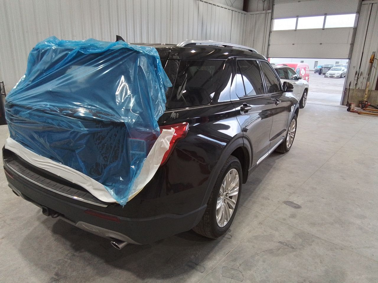 Vehicle/247519_03.jpg