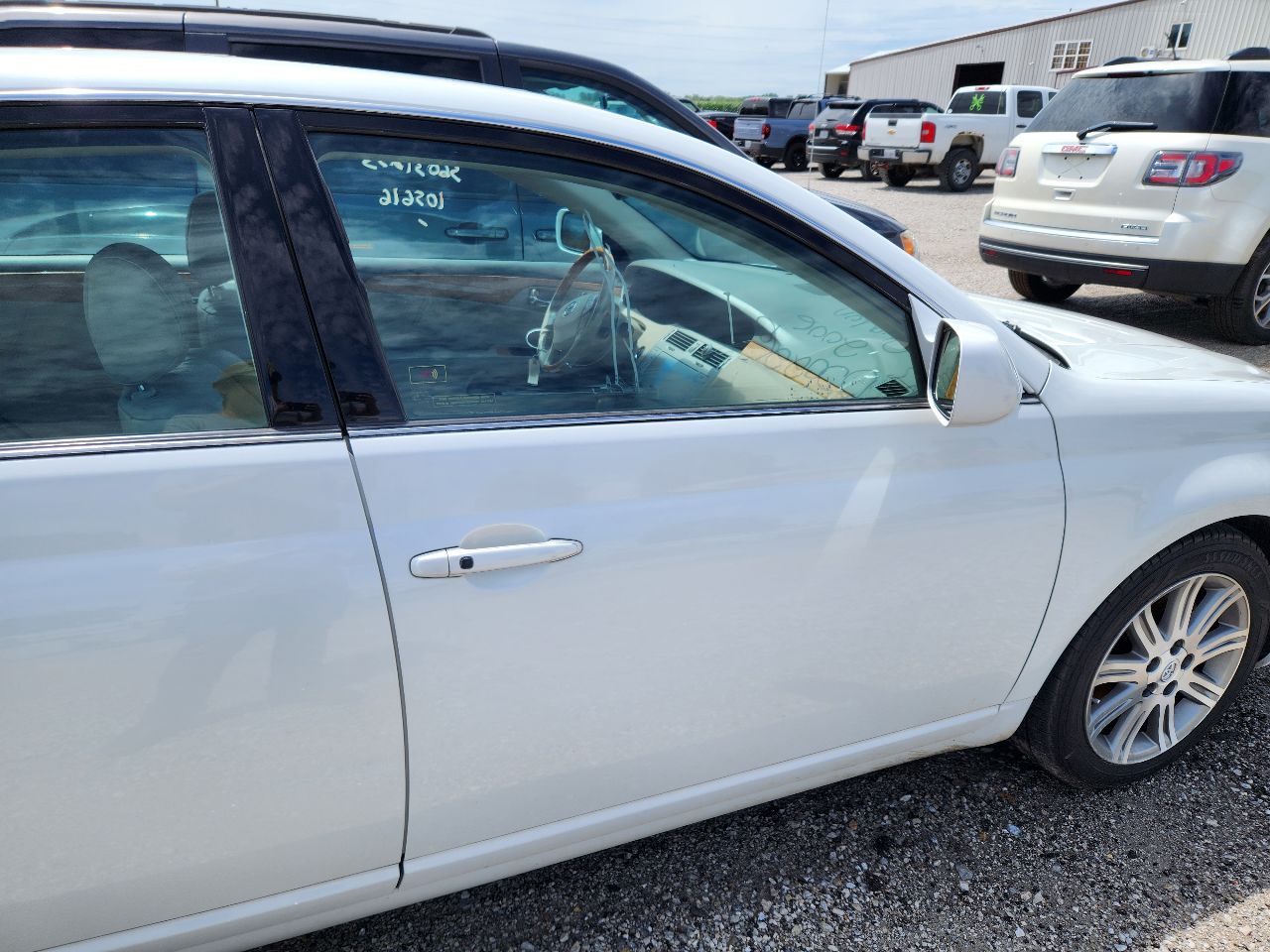 https://f005.backblazeb2.com/file/img-partshotlines-com/Inventory/EX441/Vehicle/247526_14.jpg