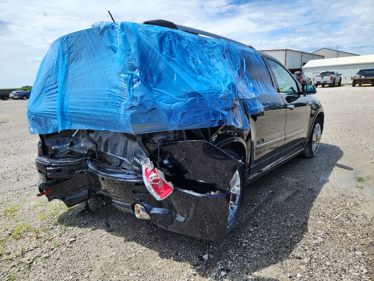 Vehicle/247528_03.jpg
