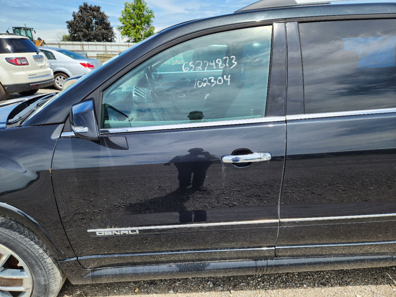 Vehicle/247528_10.jpg