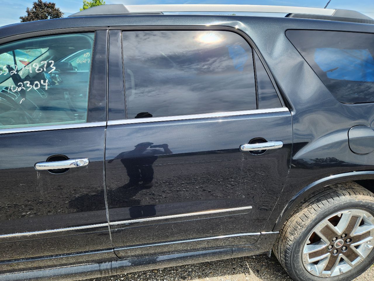 Vehicle/247528_11.jpg