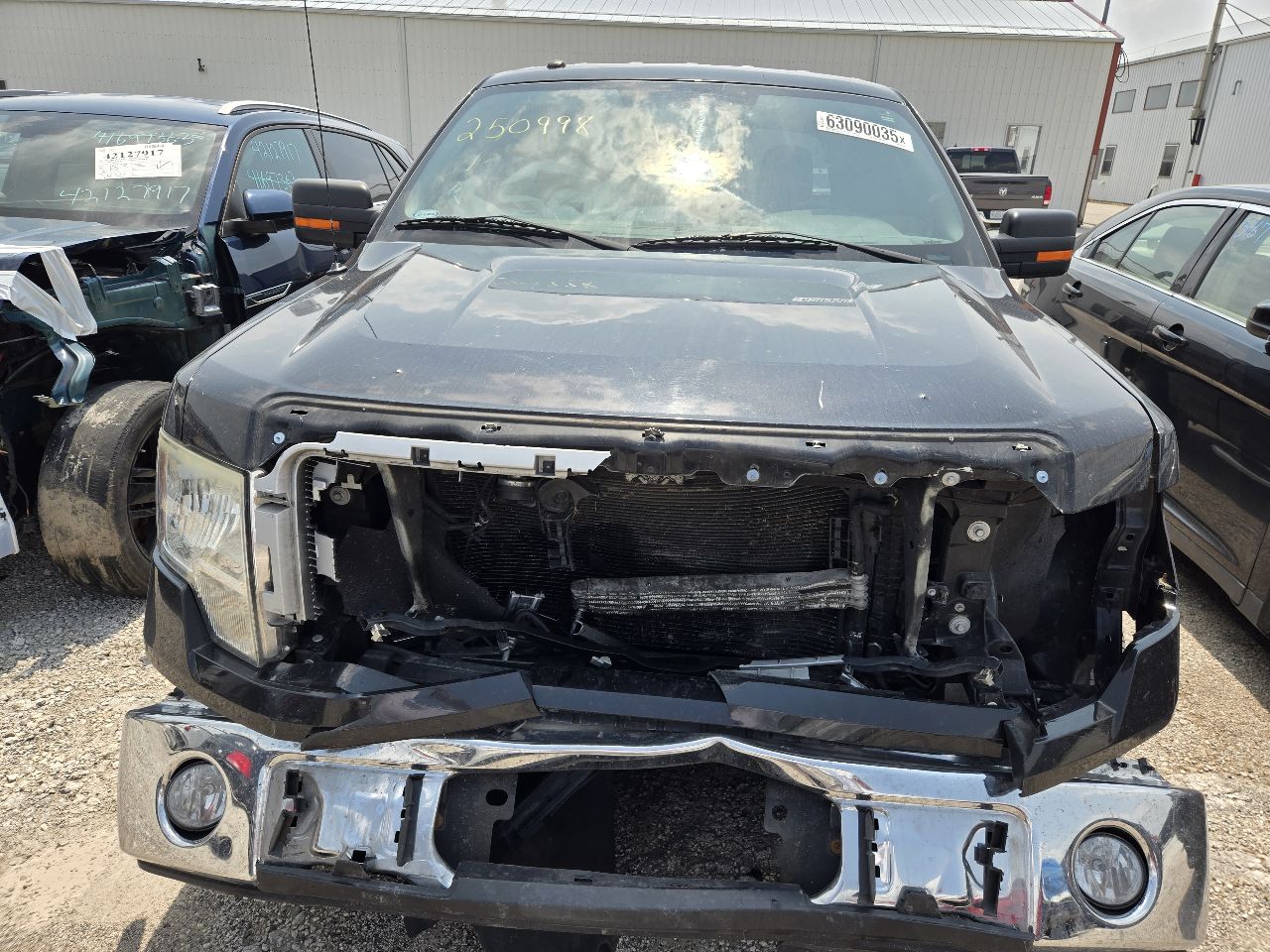https://f005.backblazeb2.com/file/img-partshotlines-com/Inventory/EX441/Vehicle/247533_06.jpg