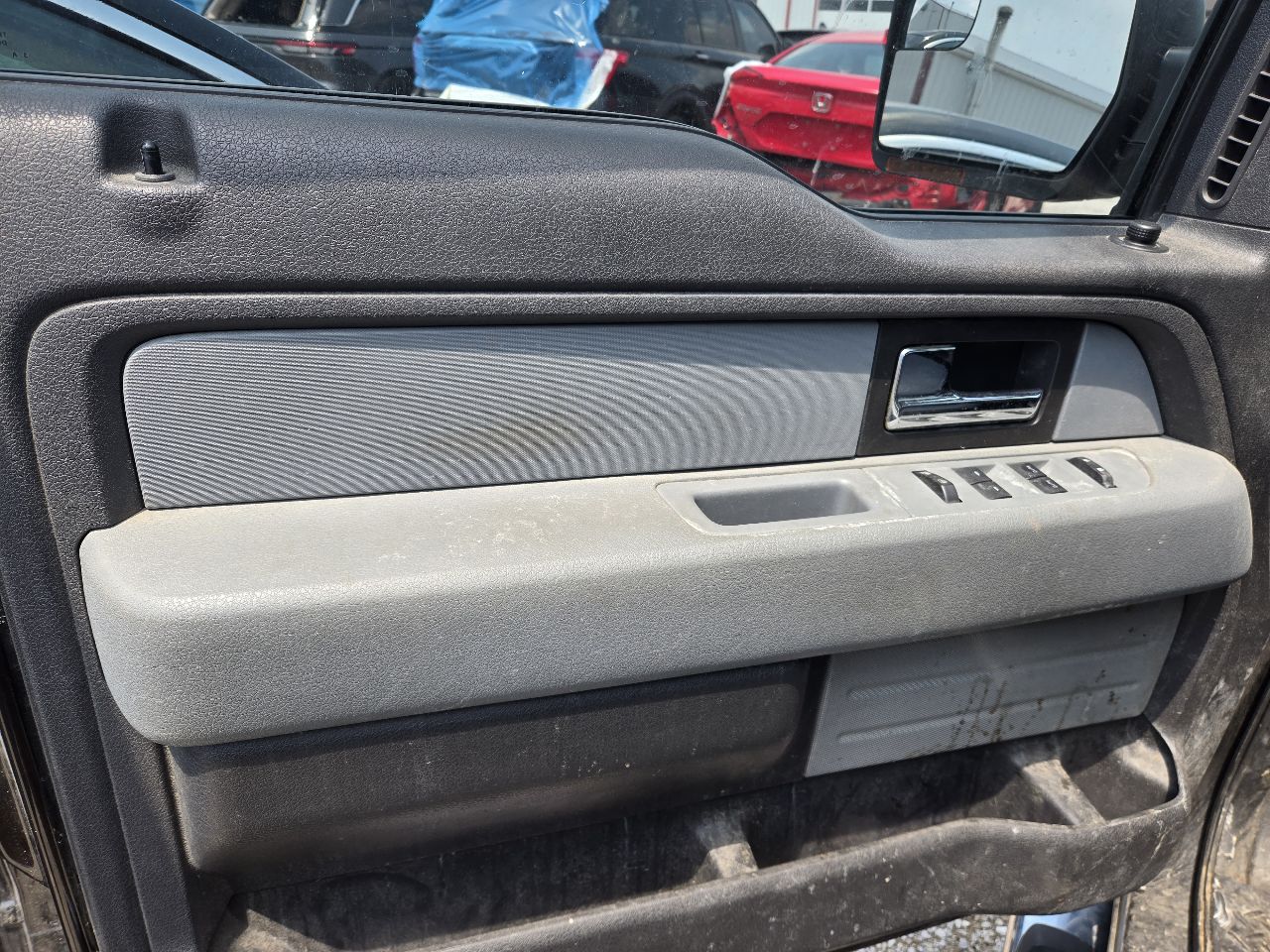 https://f005.backblazeb2.com/file/img-partshotlines-com/Inventory/EX441/Vehicle/247533_11.jpg