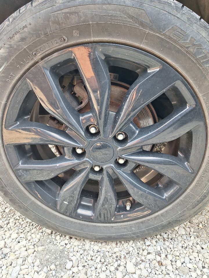 Vehicle/247537_05.jpg