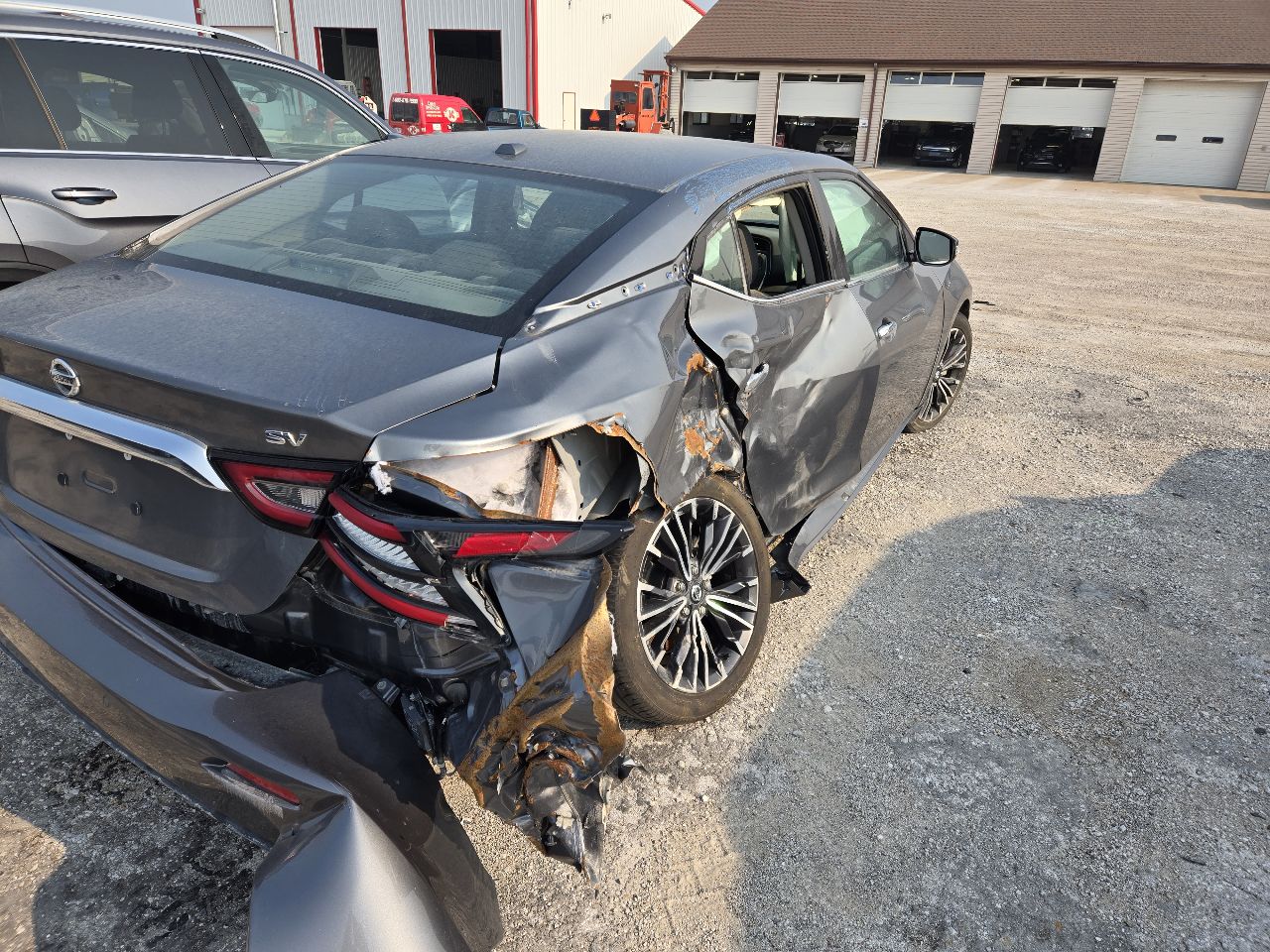 Vehicle/247553_04.jpg