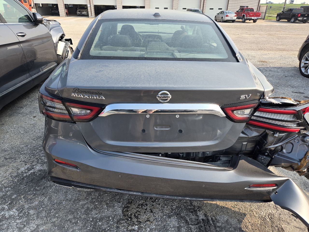 Vehicle/247553_08.jpg