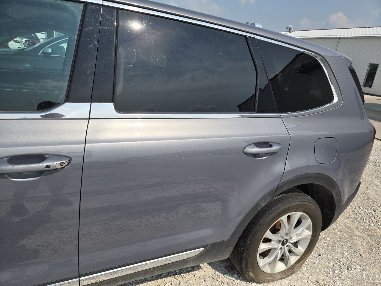 Vehicle/247556_06.jpg