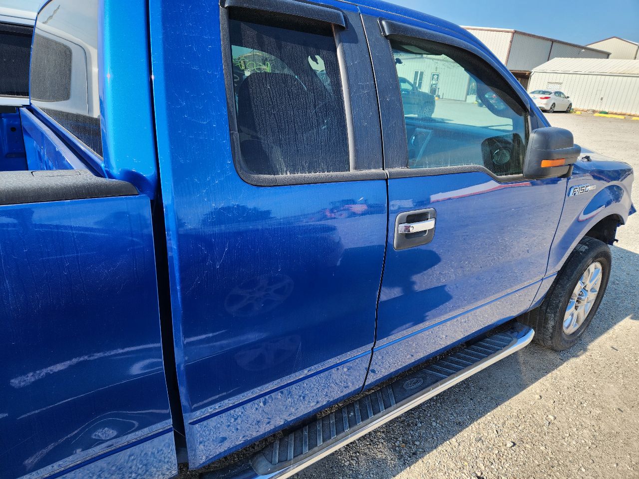 https://f005.backblazeb2.com/file/img-partshotlines-com/Inventory/EX441/Vehicle/247567_19.jpg
