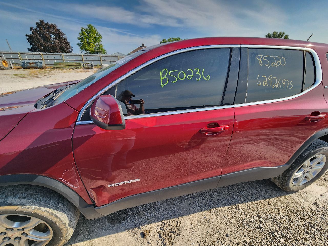 https://f005.backblazeb2.com/file/img-partshotlines-com/Inventory/EX441/Vehicle/247568_09.jpg