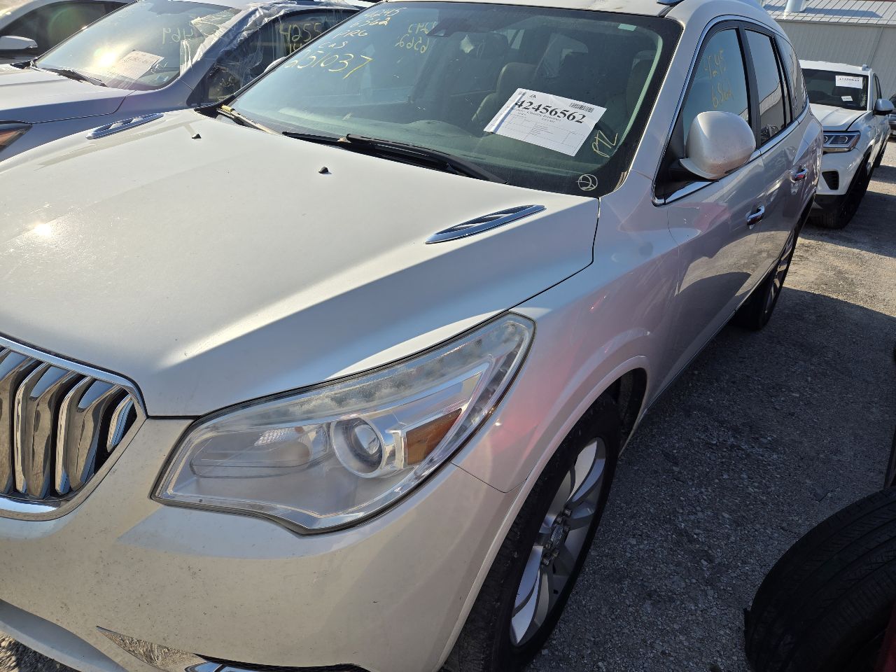 Vehicle/247618_02.jpg