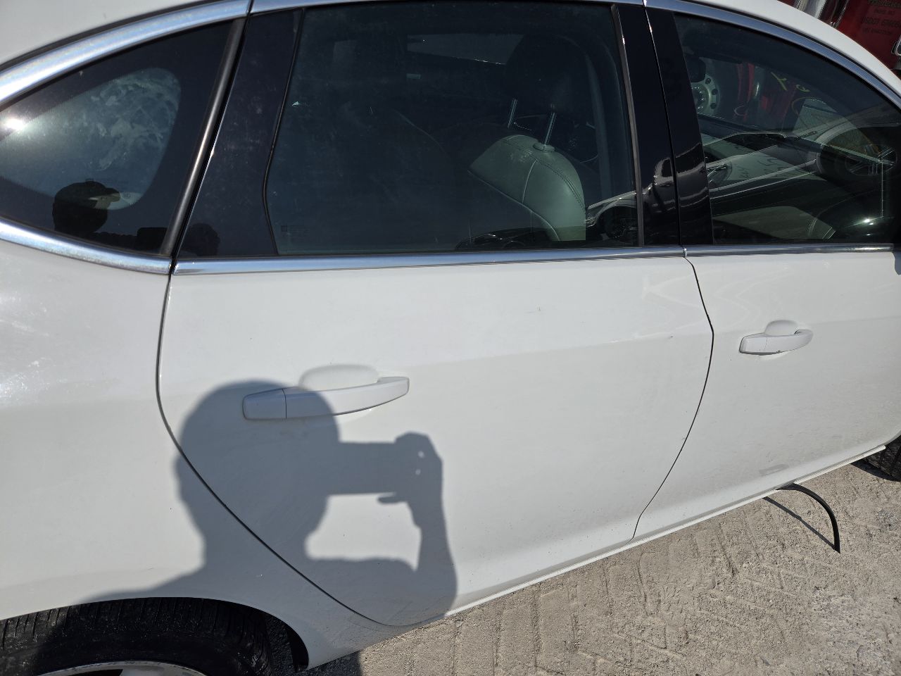 Vehicle/247694_05.jpg