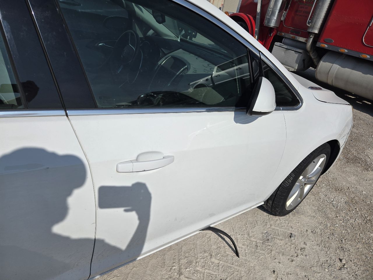 Vehicle/247694_07.jpg