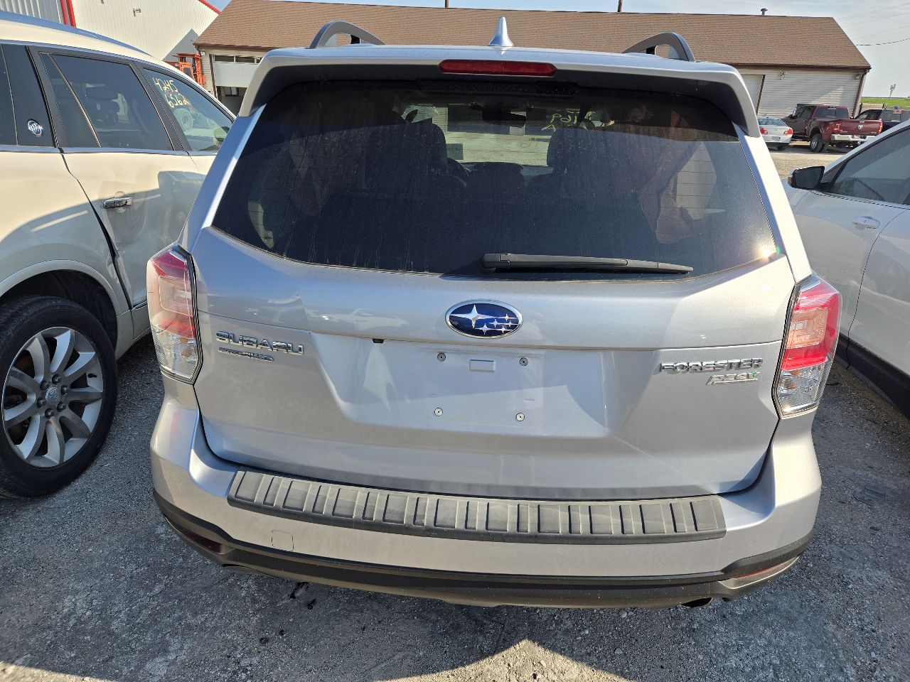 Vehicle/247701_05.jpg